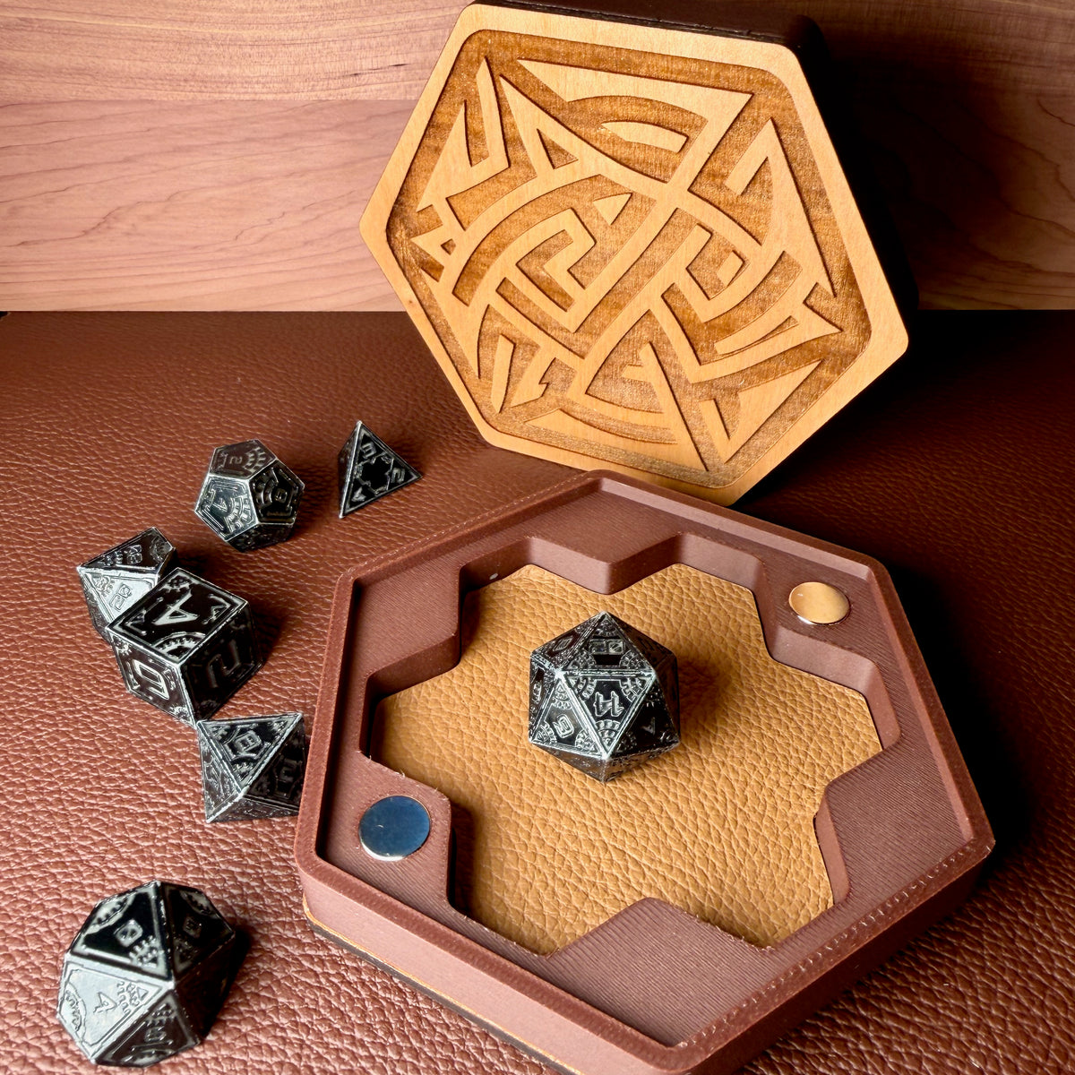 Stratum Dice Case